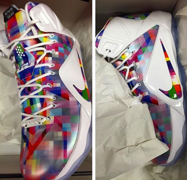 LBJ12,LeBron 12 LBJ12 LeBron 12 EXT “Prism” 棱镜配色实物新图