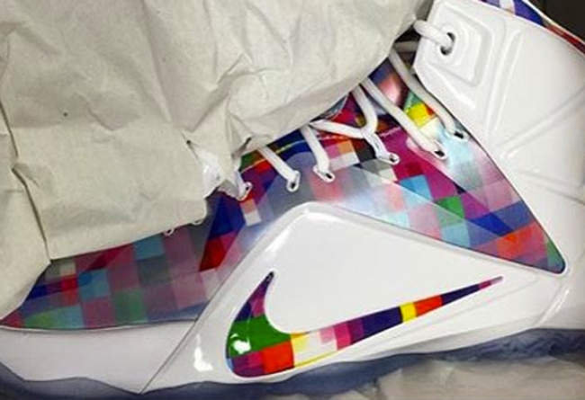 LBJ12,LeBron 12 LBJ12 LeBron 12 EXT “Prism” 棱镜配色实物新图