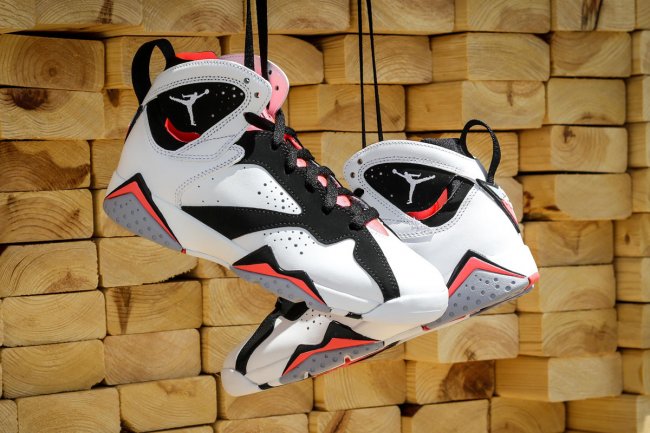 442960-106,AJ7,Air Jordan 7 442960-106AJ7 Air Jordan 7 GS “Hot Lava” 女款新色下周登场
