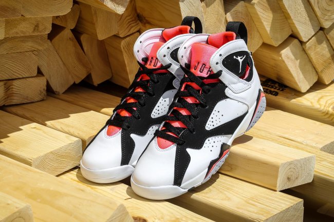 442960-106,AJ7,Air Jordan 7 442960-106AJ7 Air Jordan 7 GS “Hot Lava” 女款新色下周登场