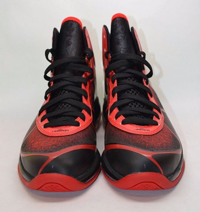 LBJ8,LeBron 8 LBJ8 LeBron 8 V/2 “MVP” 现身 eBay