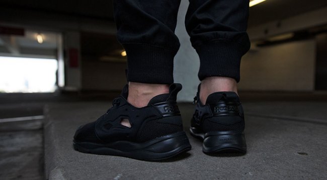 Reebok Furylite,Reebok  Reebok Furylite “Triple Black” 全黑配色登场