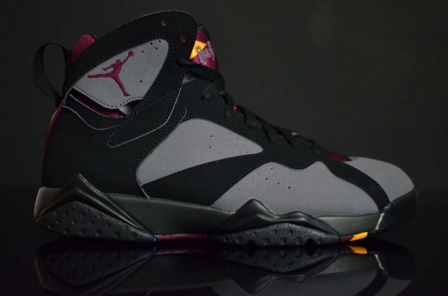 304775-034,AJ7,Air Jordan 7 304775-034AJ7波尔多 波尔多配色 Air Jordan 7 “Bordeaux” 更多实物图赏