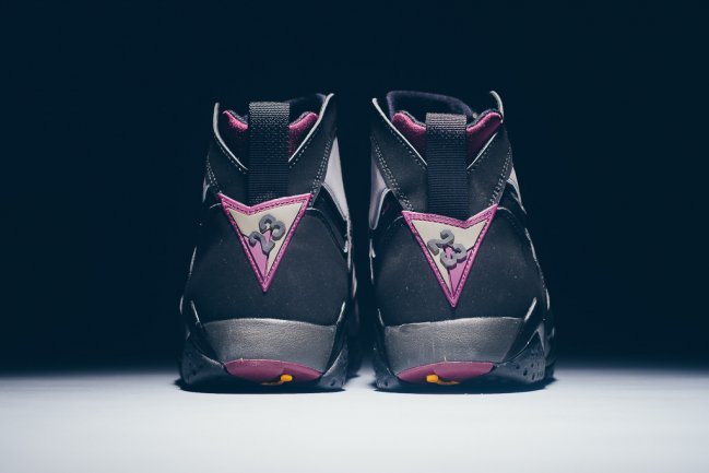 304775-034,AJ7,Air Jordan 7 304775-034AJ7波尔多 Air Jordan 7 “Bordeaux” 美图近赏