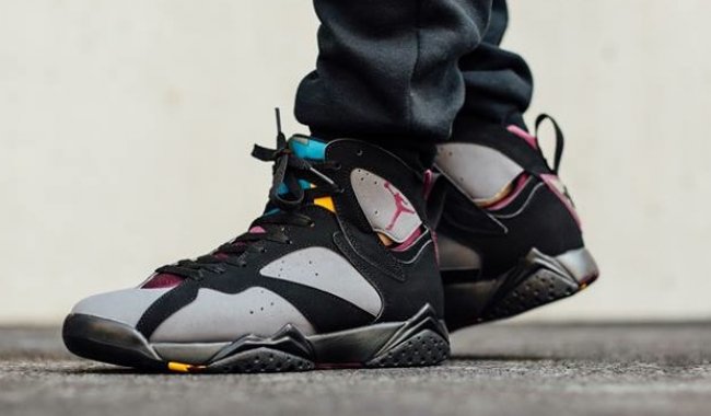 304775-034,AJ7,Air Jordan 7 304775-034AJ7波尔多 个性暗藏，Air Jordan 7 “Bordeaux” 上脚实拍
