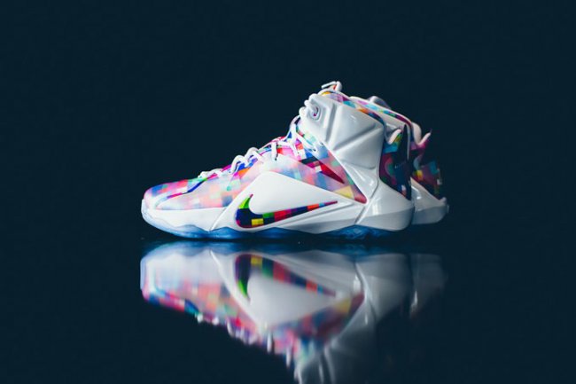 748861-900,LBJ12,LeBron 12 748861-900LBJ12 LeBron 12 EXT “Finish Your Breakfast” 实物近赏