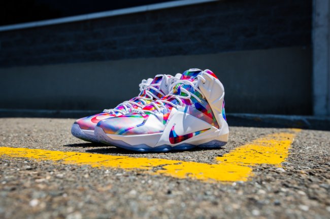 748861-900,LBJ12,LeBron 12 748861-900LBJ12 LeBron 12 EXT “Finish Your Breakfast” 实物图赏