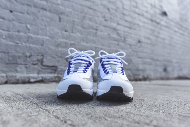 307960-101,Air Max 95,Nike 307960-101 Nike WMNS Air Max 95 “Grape” 即将发售