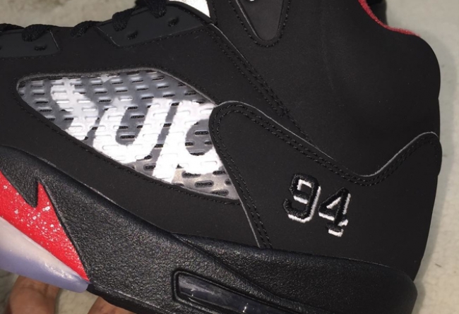 824371-001,AJ5,Air Jordan 5,Su 824371-001AJ5 Supreme x Air Jordan 5 “Black” 黑色版清晰图片