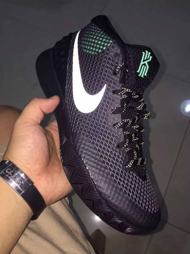 Kyrie 1,Nike  凯里欧文网晒两款 Nike Kyrie 1 新配色