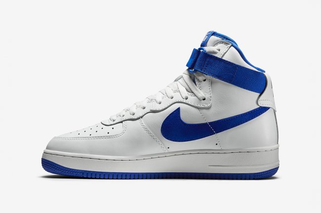 743546-103,AF1,Air Force 1 743546-103AF1 Nike Air Force 1 High Retro QS “Game Royal” 即将发售