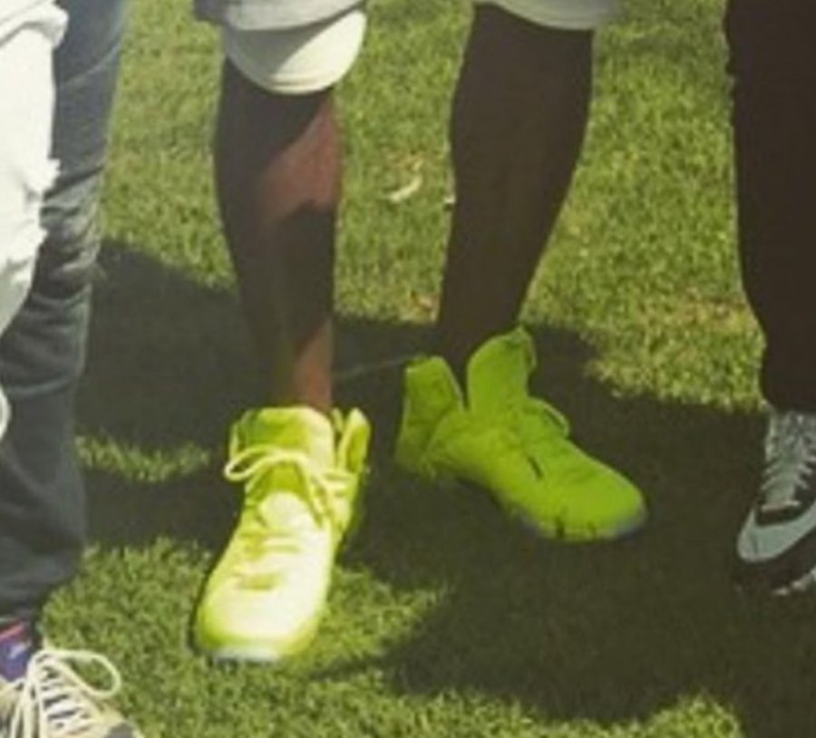 748861-700,LBJ12,LeBron 12 748861-700LBJ12 LeBron 12 EXT “Tennis Ball” 发售日期确定