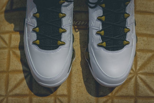 302370-109,AJ9,Air Jordan 9 302370-109AJ9 Statue 致敬荣耀，Air Jordan 9 “The Spirit” 实物近赏