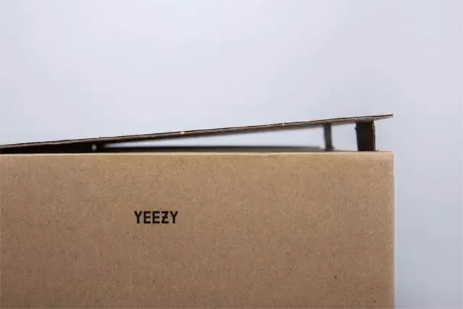 adidas Yeezy 350 Boost 绝版空间发售信息时间价格 adidas Yeezy 350 Boost “Pirate Black” 实物开箱