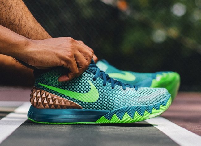 705277-333,Kyrie 1 705277-333 Nike Kyrie 1 “Australia” 上脚实拍