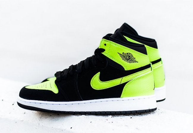 AJ1,Air Jordan 1 AJ1 女款新配色 Air Jordan 1 High GS “Ghost Green” 现已发