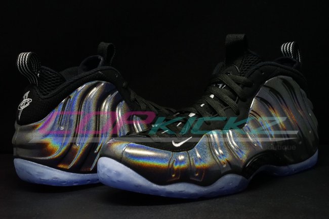 314996-900,Foamposite One,Foam 314996-900全息喷Quai 54 Nike Air Foamposite One “Hologram” 全新图赏