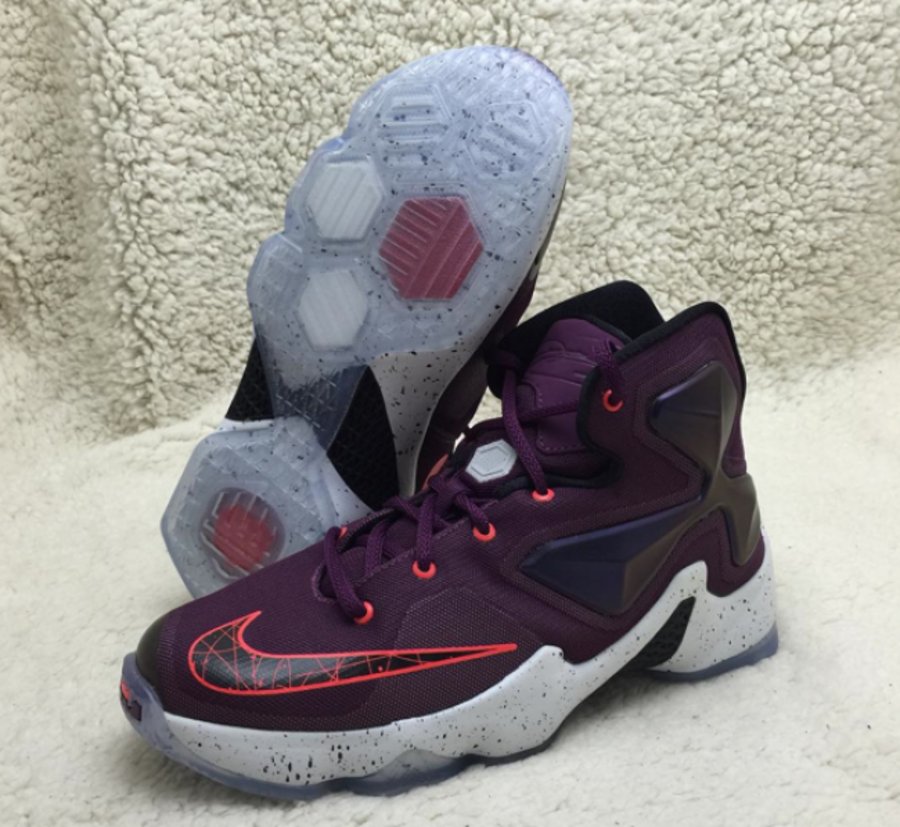 LBJ13,LeBron 13 LBJ13发售日期发售价 LeBron 13 “Medium Berry” 实物新图