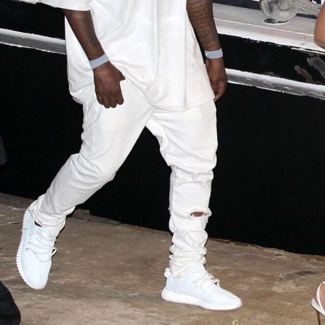 adidas Yeezy 350 Boost,Yeezy 3  adidas Yeezy 350 Boost “White” 实物曝光