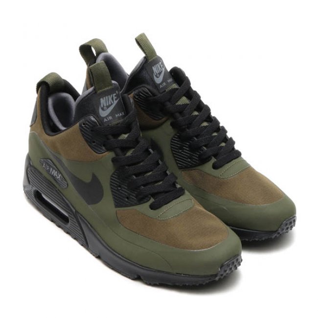 Nike Air Max 90 Utility,Air Ma  中帮 + 内靴，Nike Air Max 90 Utility 实用呈现