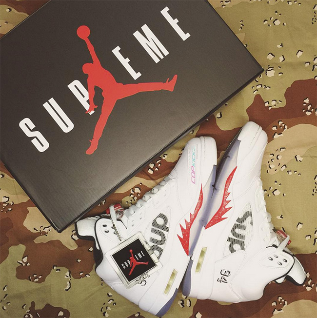 Supreme,Air Jordan 5,AJ5,82437 AJ5联名 Supreme x Air Jordan 5 三色近照