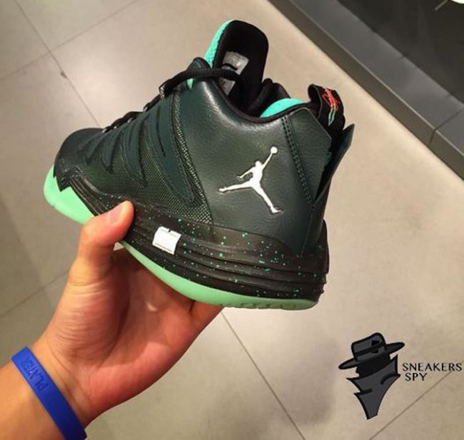 Jordan CP3.IX  Jordan CP3.IX 现已登陆中国区发售