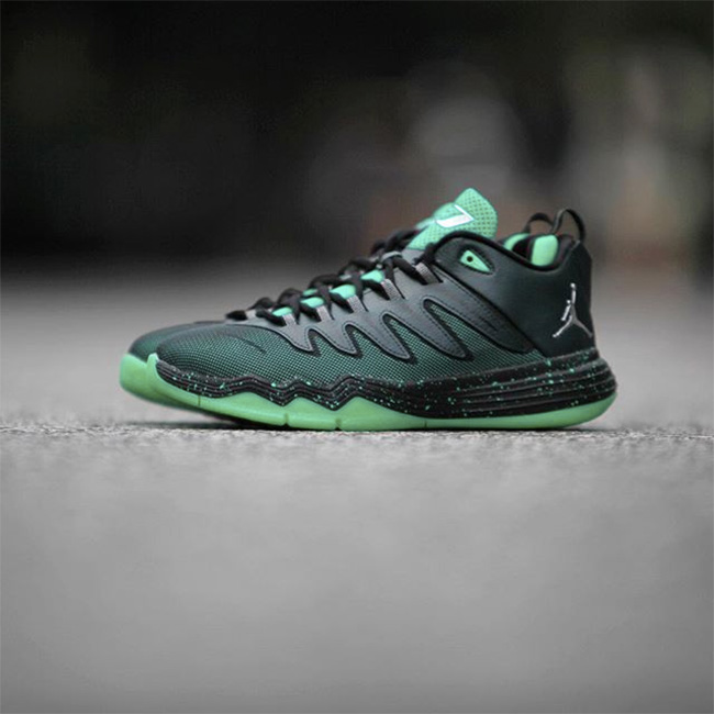 Jordan CP3.IX  Jordan CP3.IX “China” 中国配色实物近赏