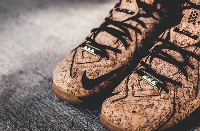 768829-100,LBJ12,LeBron 12 768829-100LBJ12 LeBron 12 EXT “Cork” 软木塞现已发售