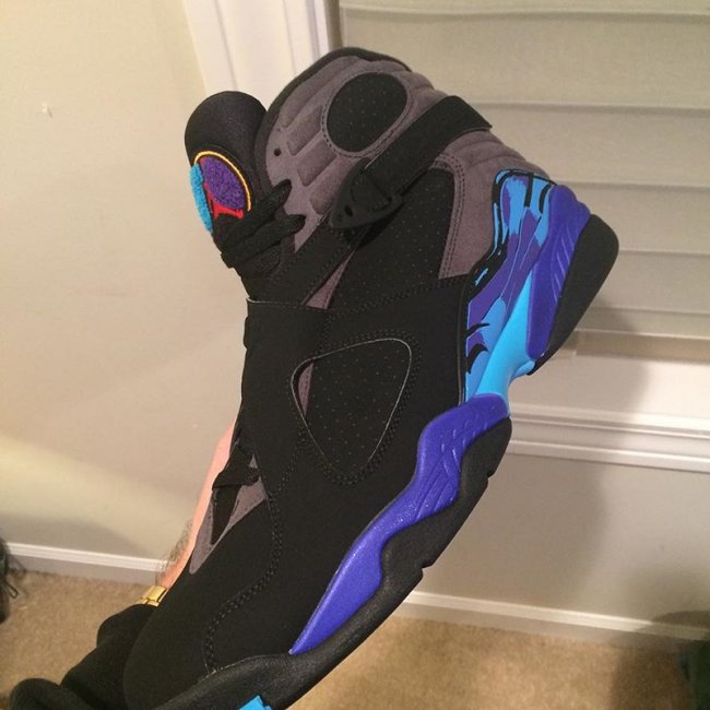 305381-025,AJ8,Air Jordan 8 305381-025AJ8 Air Jordan 8 “Aqua” 2015 款实物首次曝光