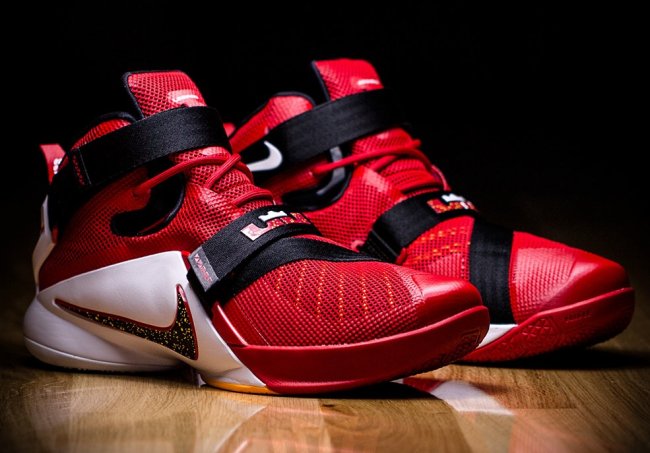 士兵9代,Soldier 9,Nike 士兵9代 Nike LeBron Soldier 9 “Cavs” 骑士配色即将发售