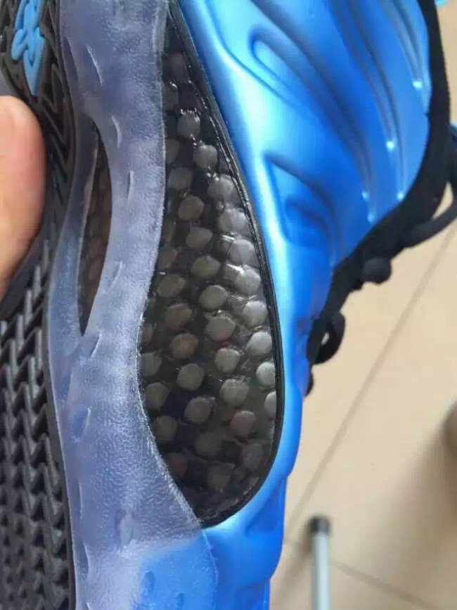 314996-402,Foamposite One,Foam 314996-402校园蓝喷 Nike Air Foamposite One “University Blue” 实物首次曝光