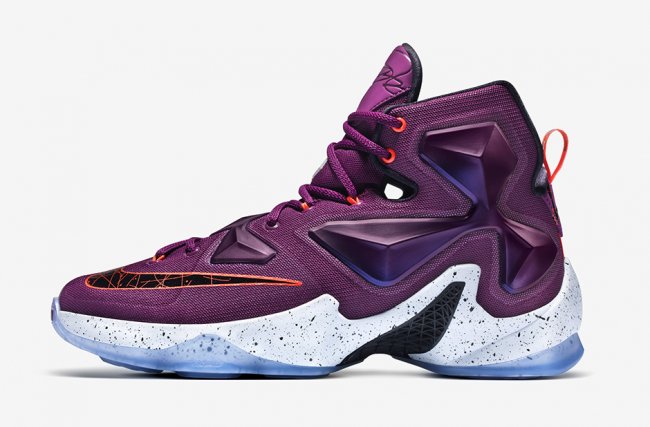 807219-500,LBJ13,LeBron 13 807219-500LBJ13 LeBron 13 “Written in the Stars” 官方图片