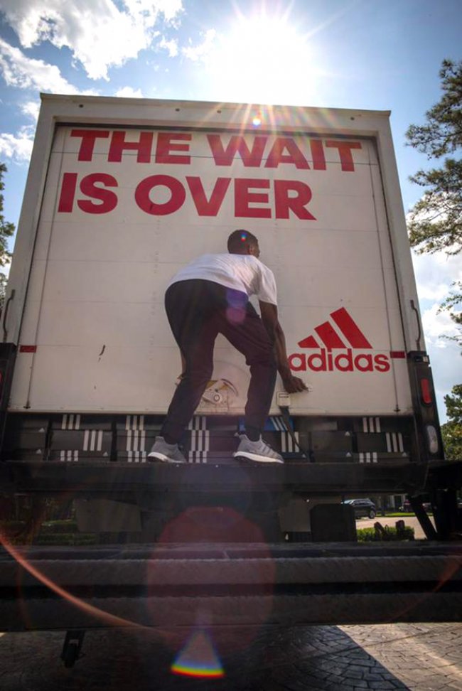 哈登,adidas  彻底忘掉前东家，哈登和 adidas 合同正式生效！