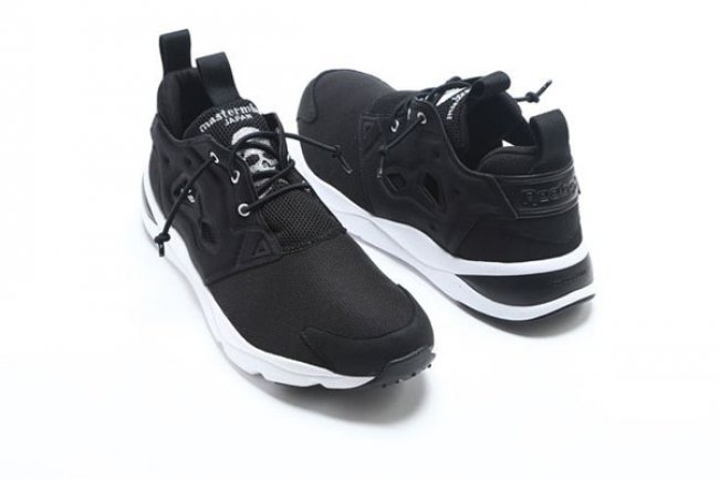 mastermind Japan,Reebok  MMJ x Reebok Classic 2015 联名系列发售信息