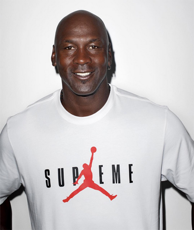 AJ5,Air Jordan 5,Supreme AJ5联名 Michael Jordan 亲着曝光 Supreme x Air Jordan 5 联名 Tee AJ5,Air Jordan 5,Supreme AJ5联名 Michael Jordan 亲着曝光 Supreme x Air Jordan 5 联名 Tee