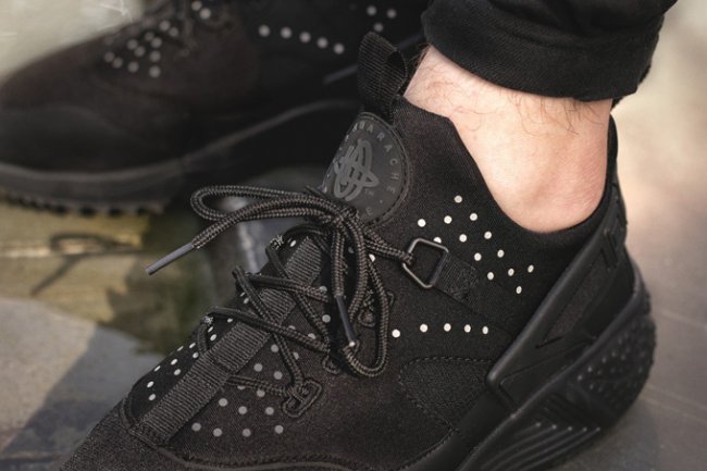 Nike Air Huarache Utility,Air  Nike Air Huarache Utility 全黑配色现已发售