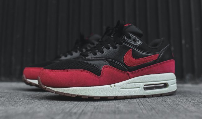 Air Max 1,Nike 599820-018 Nike Air Max 1 GS “Bred” 黑红近赏