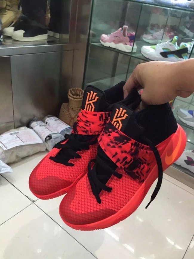 Kyrie 2,Nike  Nike Kyrie 2 实物全新近赏
