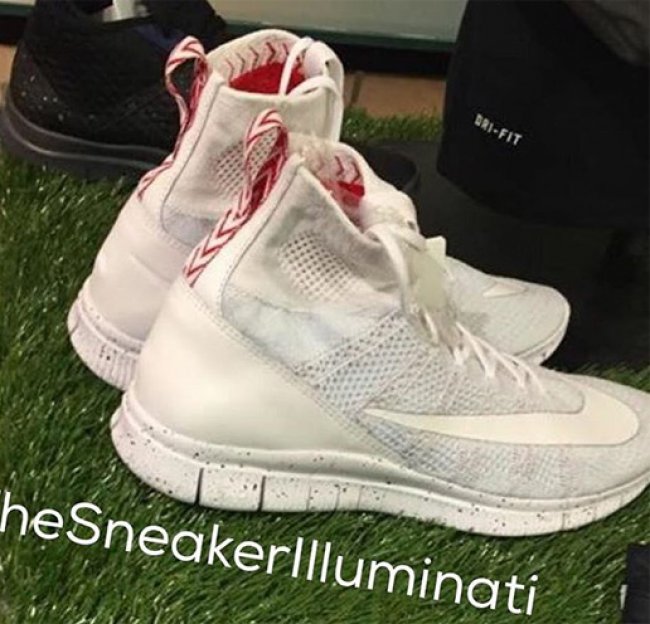Nike Free Mercurial Superfly,鞋 鞋中吕布 Nike Free Mercurial Superfly 白红新色谍照曝光