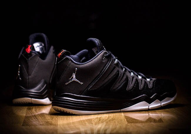 Jordan CP3.IX 810868-010 Jordan CP3.IX 黑银新色亮相