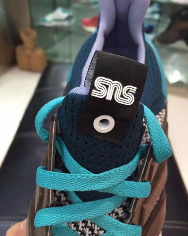 adidas Ultra Boost  Sneakersnstuff X adidas Ultra Boost 联名款曝光