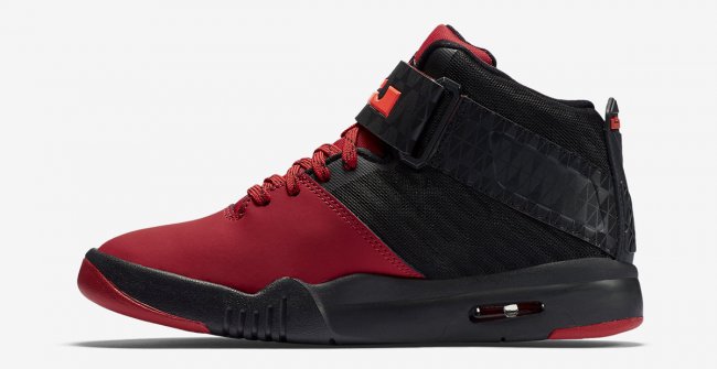 819832-006,Air Akronite 819832-006 Nike Air Akronite “Home” 发售信息