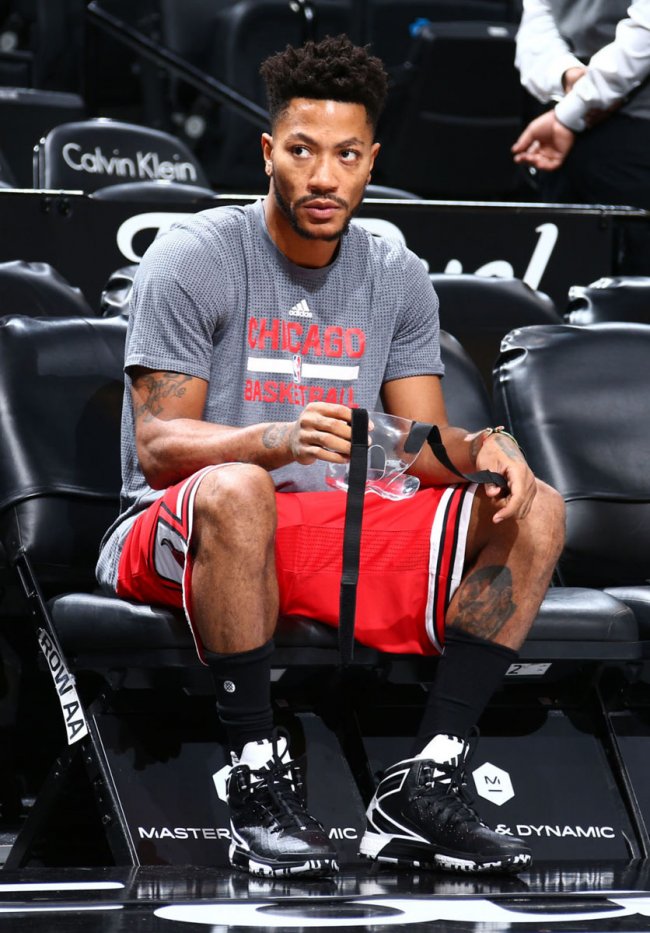 adidas D Rose 6,罗斯6代 罗斯6代 罗斯赛场上脚 adidas D Rose 6 PE 黑白配色