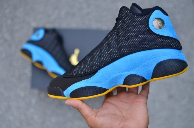 823902-015,AJ13,Air Jordan 13 823902-015AJ13 Air Jordan 13 “CP3/Hornets” 美图近赏