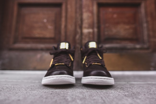 705075-205,AJ1,Air Jordan 1 705075-205AJ1 奢华巅峰，Air Jordan 1 Pinnacle “Croc” 美图近赏
