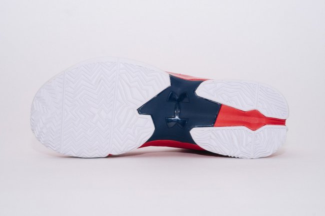 1259007-601,Curry 2,Under Armo 1259007-601UA 赛场统帅，Under Armour Curry 2 “Floor General” 亮相