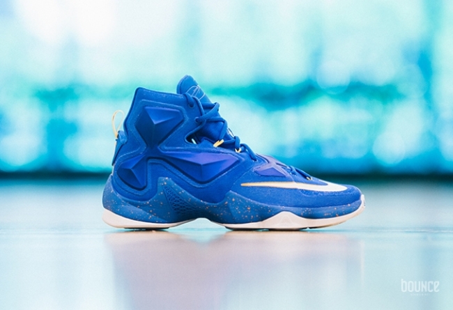 807219-418,LBJ13,LeBron 13 807219-418LBJ13 中庸之道，LeBron 13 “Balance” 实物近赏