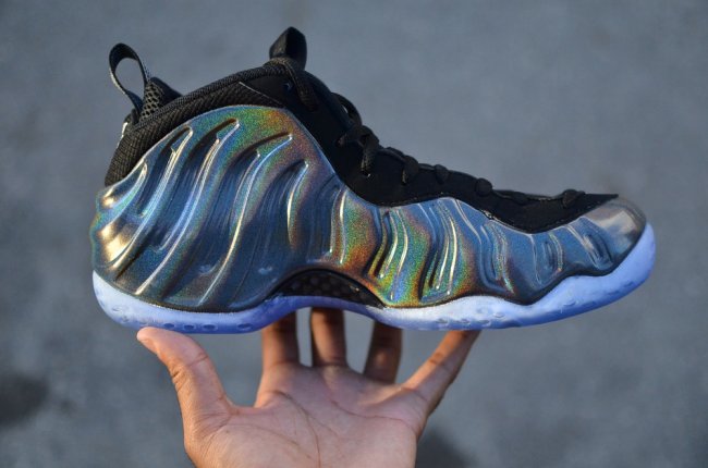 314996-900,Foamposite One,Foam 314996-900 全息喷 Nike Air Foamposite One “Hologram”黑五发售