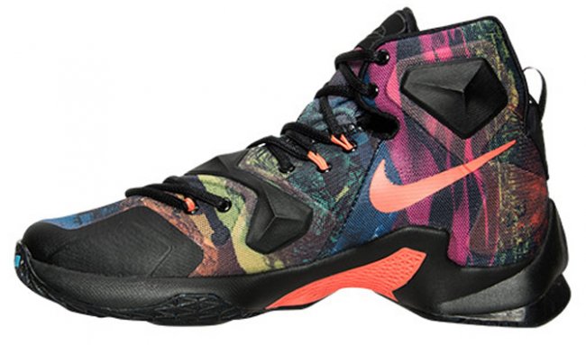 807219-008,LBJ13,LeBron 13 807219-008LBJ13 家乡主题再现，LeBron 13 “Akronite” 完整实物图赏