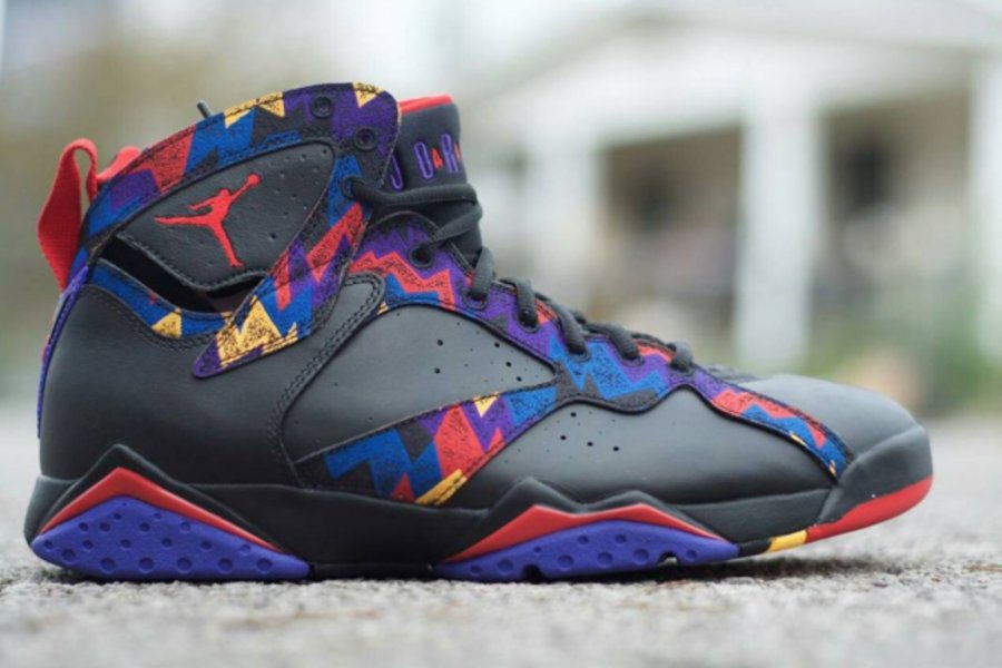 304775-142,AJ7,Air Jordan 7 304775-142AJ7 毛衣配色 Air Jordan 7 黑色定制款
